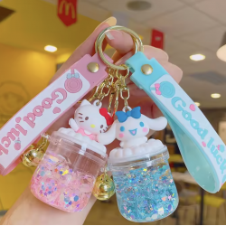 Llavero Sanrio en bañera